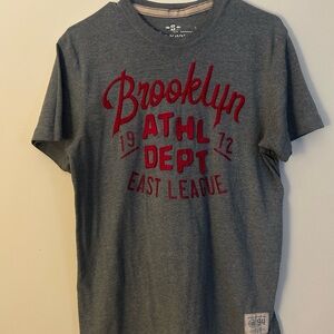 Old Navy Brooklyn Vintage T Shirt Mens S